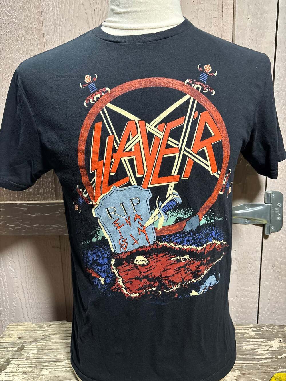 Slayer Black T-Shirt Size Medium Official reign in blood tour metal band Tee
